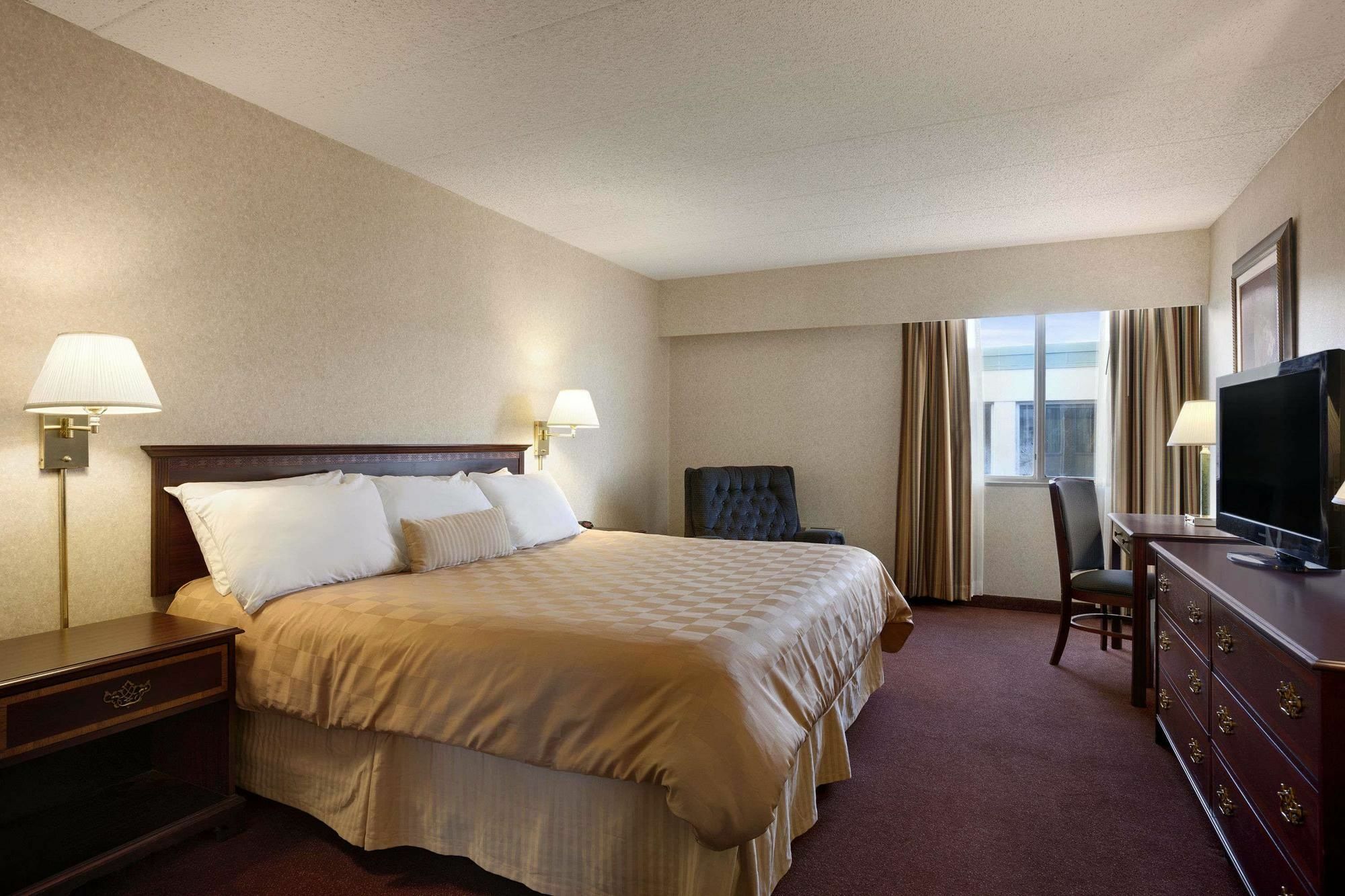 Bangor Grande Hotel Bagian luar foto